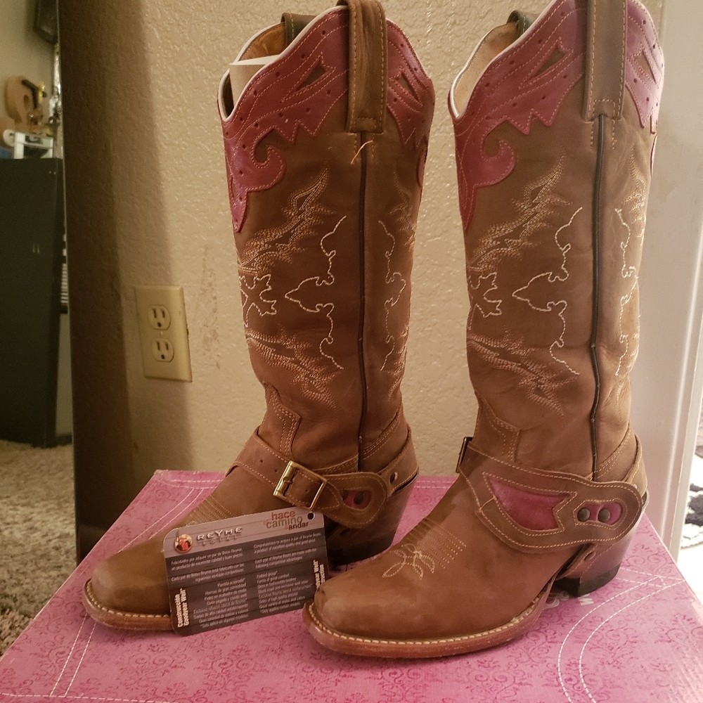 Women's boots